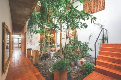 디럭스 킹 스튜디오 — Notre Maison 8 Saigon close Landmark 81 building